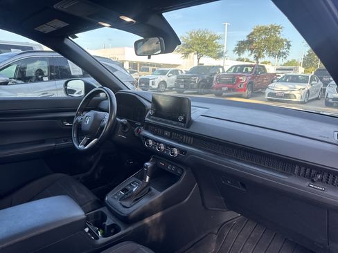 Used 2025 Honda CR-V Sport image 12