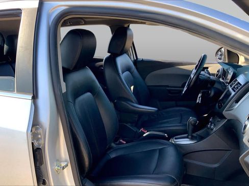Used 2013 Chevrolet Sonic LTZ FWD image 8