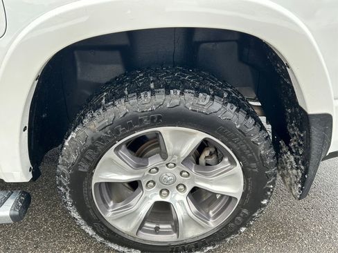 Used 2020 RAM 1500 Laramie w/ Sport Appearance Package image 14