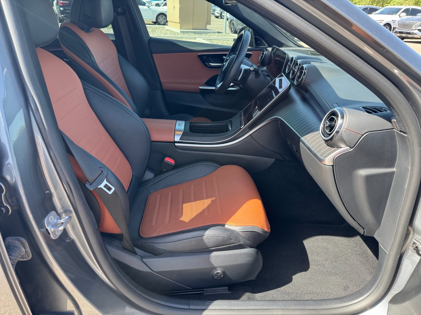 Used 2024 Mercedes-Benz C 300 4MATIC Sedan image 19