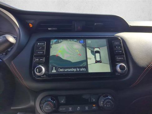 Used 2024 Nissan Kicks SR w/ SR Premium Package image 20
