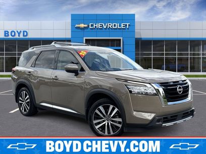 Used 2023 Nissan Pathfinder Platinum w/ Lighting Package (N92)