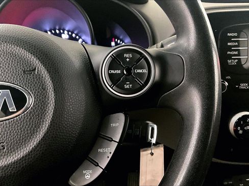 Used 2016 Kia Soul image 18
