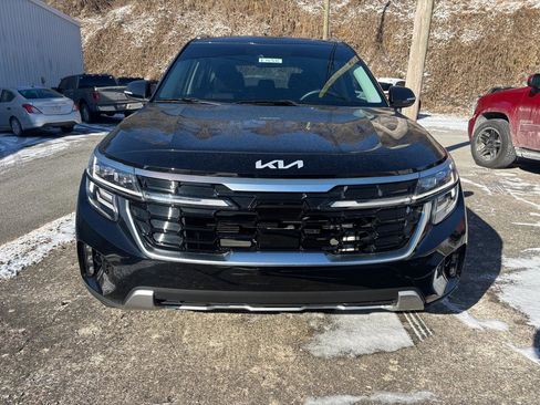 Used 2024 Kia Seltos SX w/ SX Sunroof Package image 6