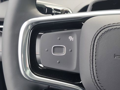 New 2026 Lincoln Nautilus Reserve w/ Jet Appearance Package image 17