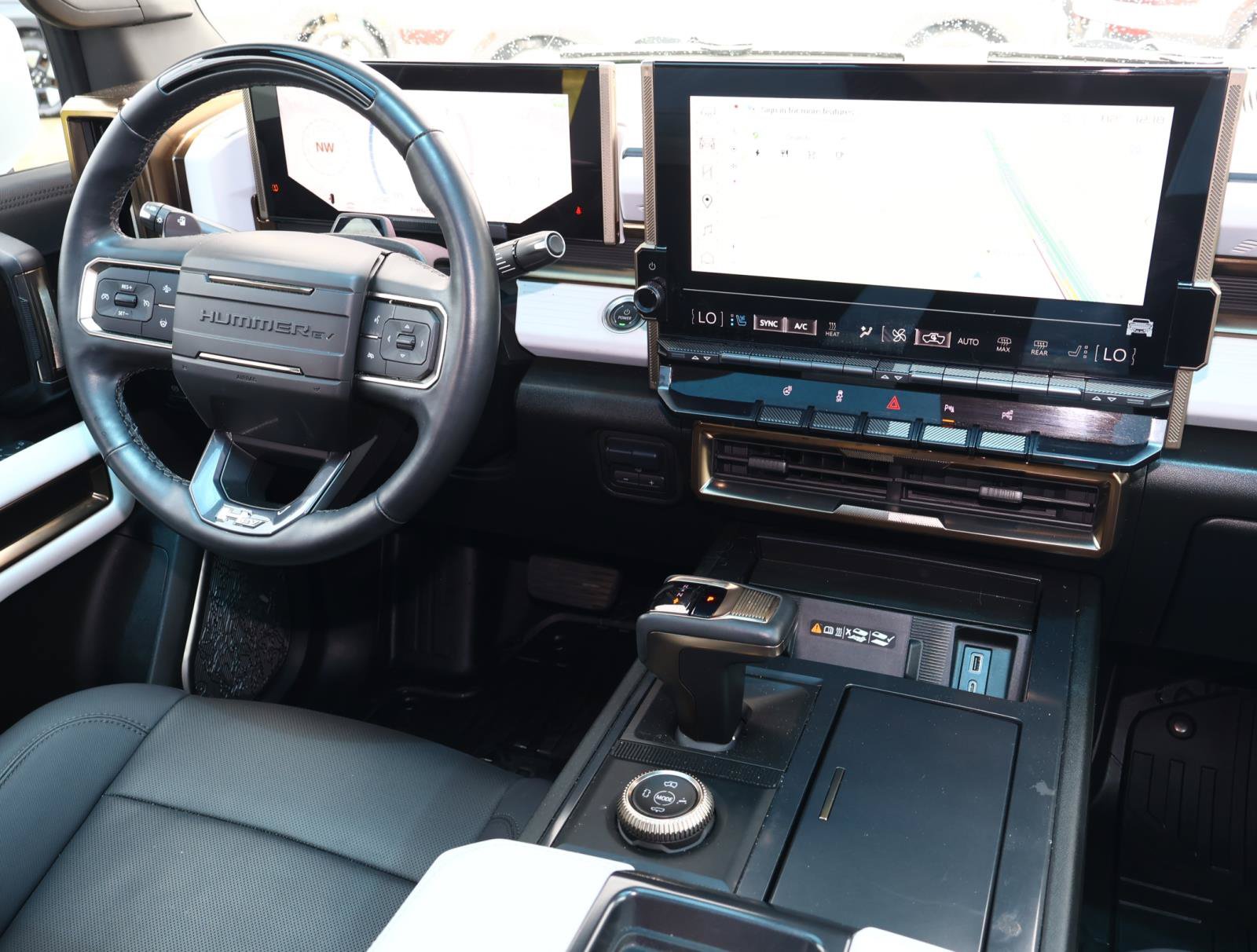 Used 2024 GMC Hummer EV 2X AWD/4WD image 10