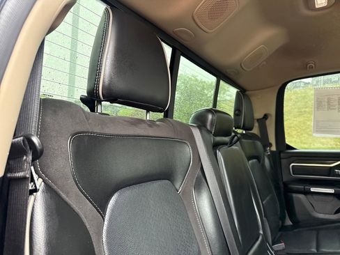 Used 2019 RAM 1500 Laramie AWD/4WD image 24