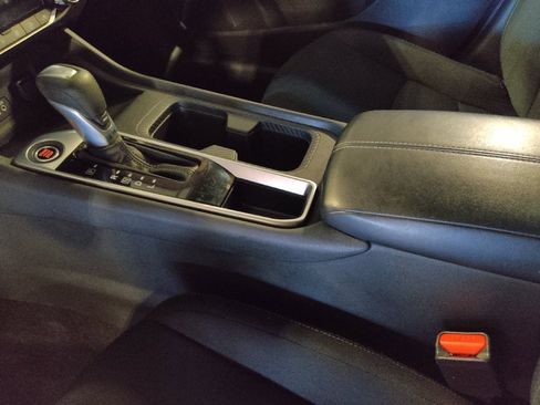 Used 2025 Nissan Sentra SV w/ All-Weather Package FWD image 26