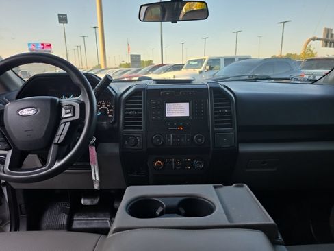 Used 2020 Ford F150 XL w/ Equipment Group 101A Mid AWD/4WD image 17