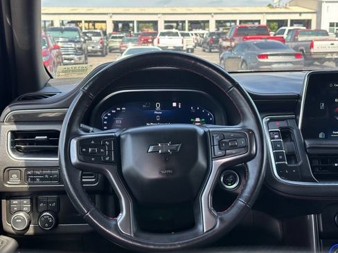 Used 2022 Chevrolet Suburban RST w/ Luxury Package AWD/4WD image 31