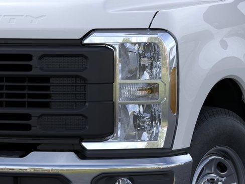 New 2026 Ford F250 XL RWD image 18