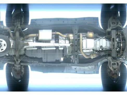 Used 2015 Chevrolet Express 2500 RWD image 16