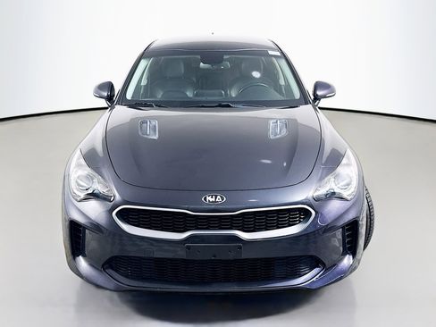 Used 2019 Kia Stinger image 2