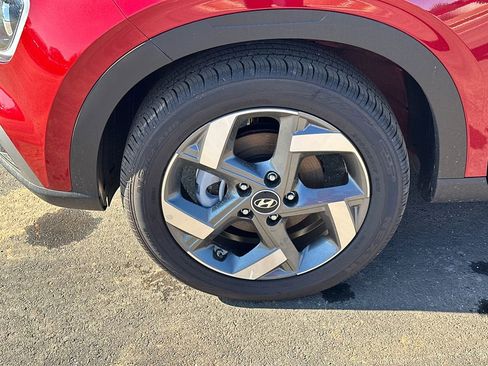 New 2025 Hyundai Venue Limited image 11