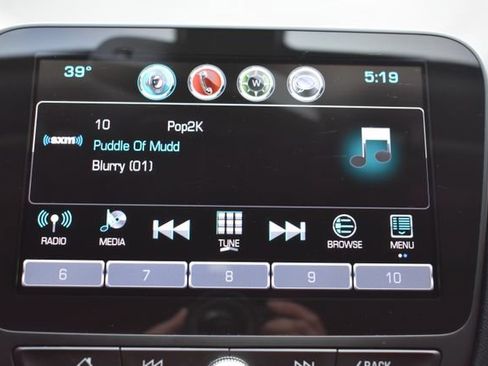 Used 2018 Chevrolet Malibu LT image 27