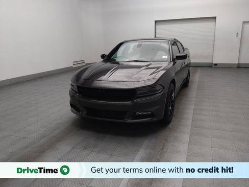 Used 2017 Dodge Charger SXT w/ Blacktop Package image 1