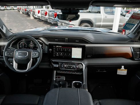 New 2026 GMC Sierra 1500 Denali w/ Denali Reserve Package image 11