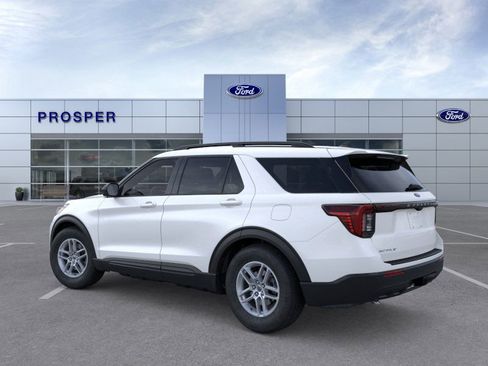 New 2026 Ford Explorer Active image 4