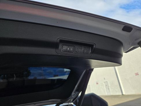 Used 2020 Ford Explorer 4WD image 30