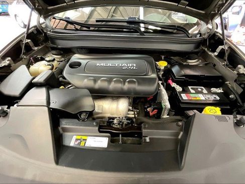 Used 2017 Jeep Cherokee Latitude image 10