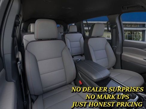 New 2026 Chevrolet Traverse LT image 16