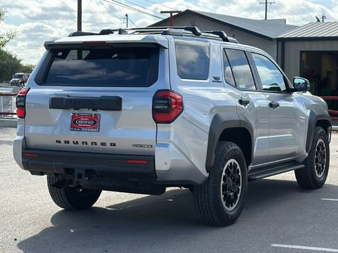 Certified 2025 Toyota 4Runner TRD Off-Road Premium w/ Tow Technology Package image 6