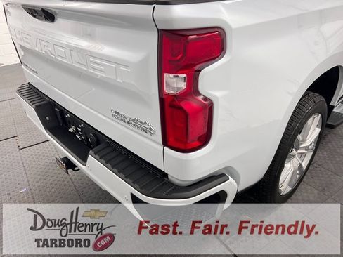 New 2026 Chevrolet Silverado 1500 High Country w/ High Country Premium Package image 13