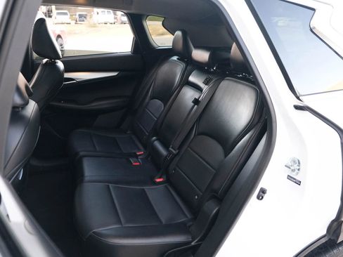 Used 2021 INFINITI QX50 Luxe image 25