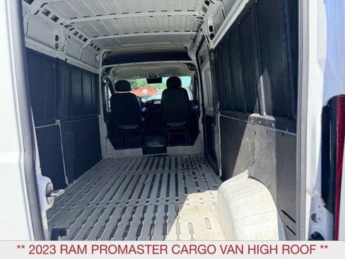 Used 2023 RAM ProMaster 2500 FWD image 7