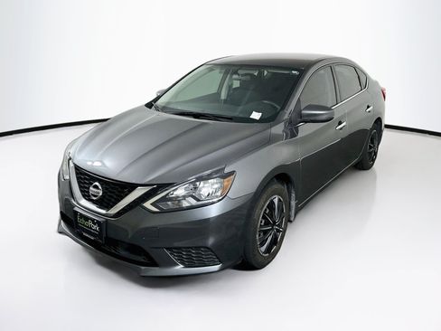 Used 2019 Nissan Sentra S FWD image 3