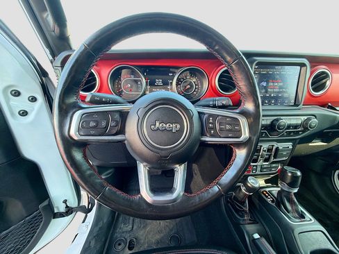 Used 2021 Jeep Gladiator Rubicon image 39