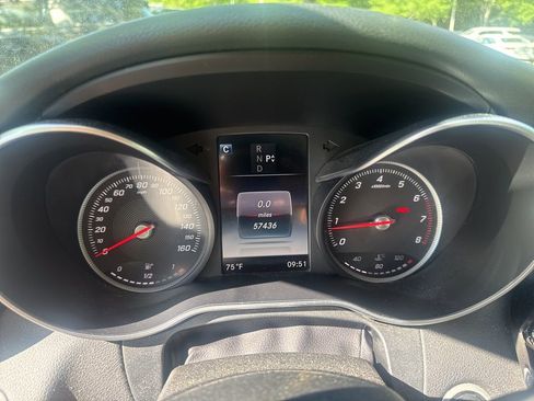 Used 2016 Mercedes-Benz C 300 4MATIC Sedan image 3