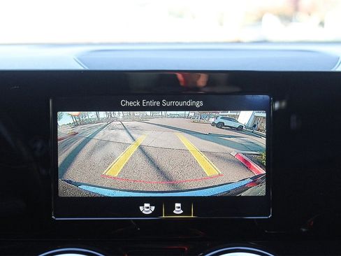 Used 2020 Mercedes-Benz GLB 250 image 15