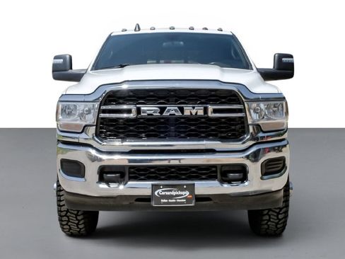 Used 2024 RAM 3500 Tradesman w/ Chrome Appearance Group AWD/4WD image 3