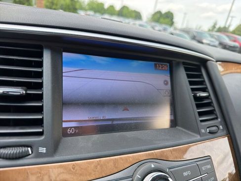 Used 2014 INFINITI QX80 4WD w/ Theater Package image 26