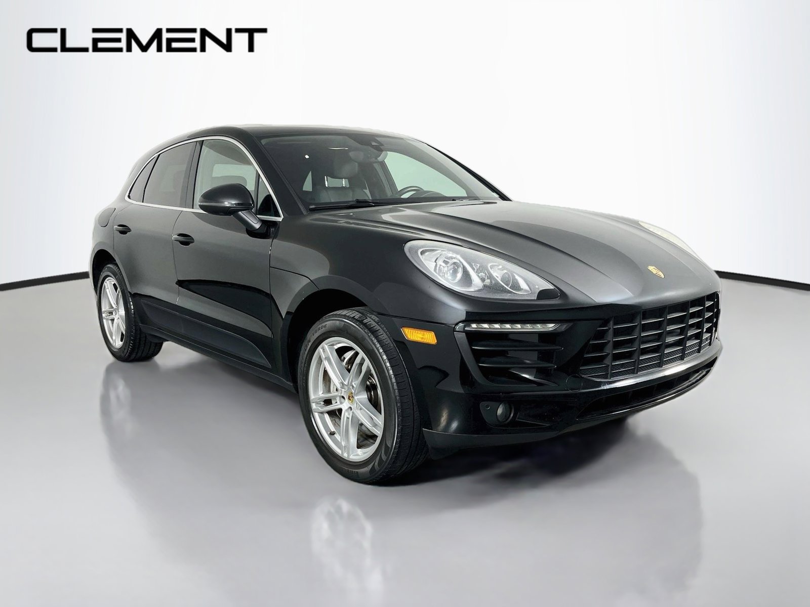 Used 2017 Porsche Macan S AWD/4WD image 4