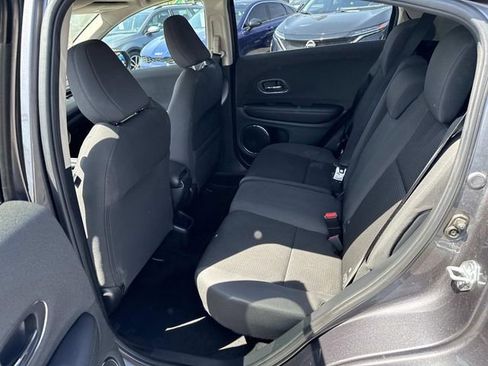Used 2021 Honda HR-V EX image 17
