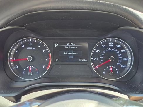 Used 2023 Kia Forte LXS FWD image 16