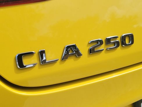 Used 2020 Mercedes-Benz CLA 250 image 7