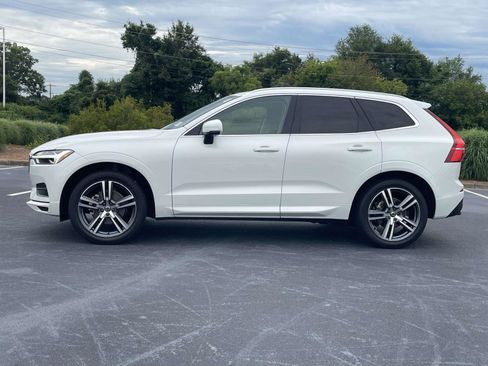 Used 2020 Volvo XC60 T5 Momentum w/ Protection Package Premier FWD image 4