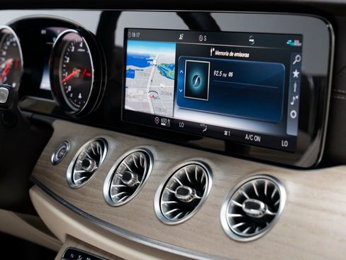 Used 2019 Mercedes-Benz E 450 Cabriolet image 44