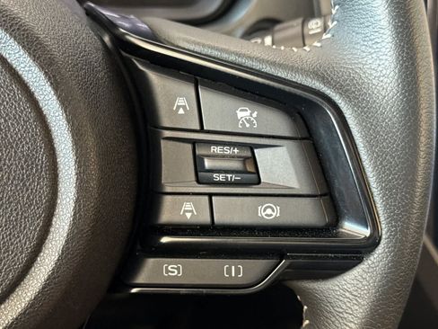 Used 2025 Subaru Forester Premium AWD/4WD image 26
