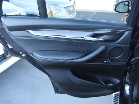 Used 2015 BMW X5 xDrive35i image 25
