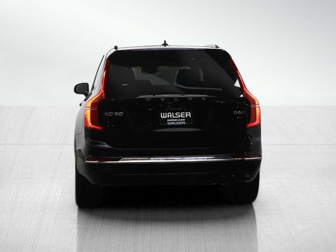 Used 2025 Volvo XC90 B6 Plus AWD/4WD image 4