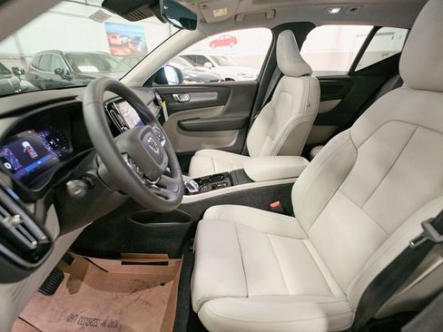 New 2026 Volvo XC40 B5 Plus w/ Climate Package image 11