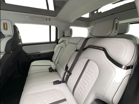 Used 2025 Rivian R1S Adventure AWD/4WD image 24
