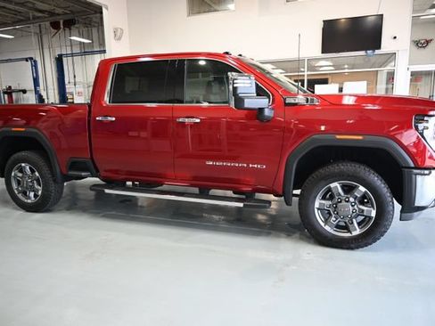 New 2026 GMC Sierra 2500 SLT w/ SLT Premium Package AWD/4WD image 4
