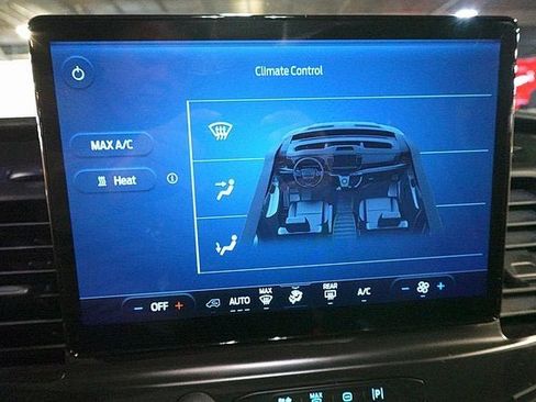 Used 2024 Ford E-Transit Low Roof image 18