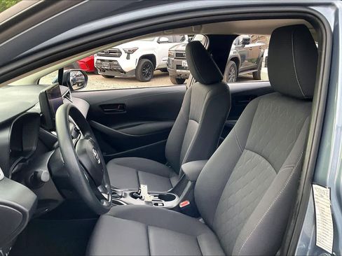 Used 2026 Toyota Corolla LE image 8