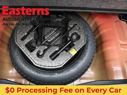 Used 2025 Hyundai Venue SEL FWD image 22